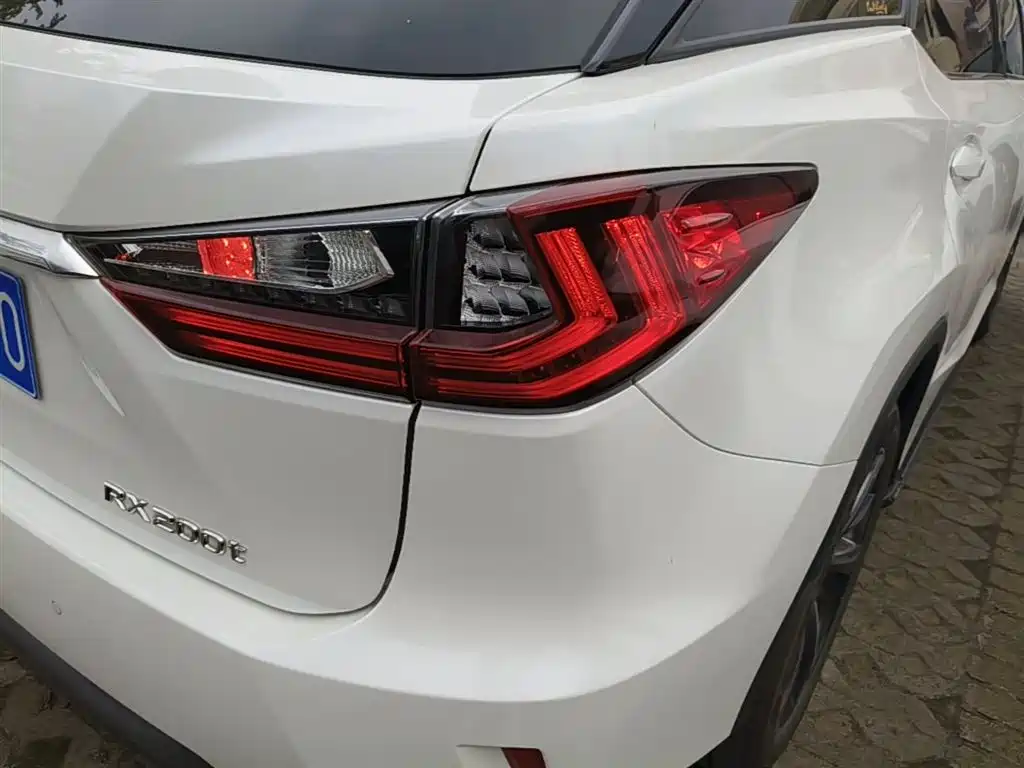 LEXUS RX