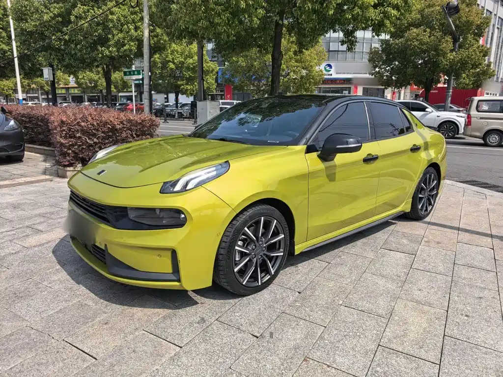 Lynk & Co 03 2021 03+ 2.0TD Auto Wind Rider Edition