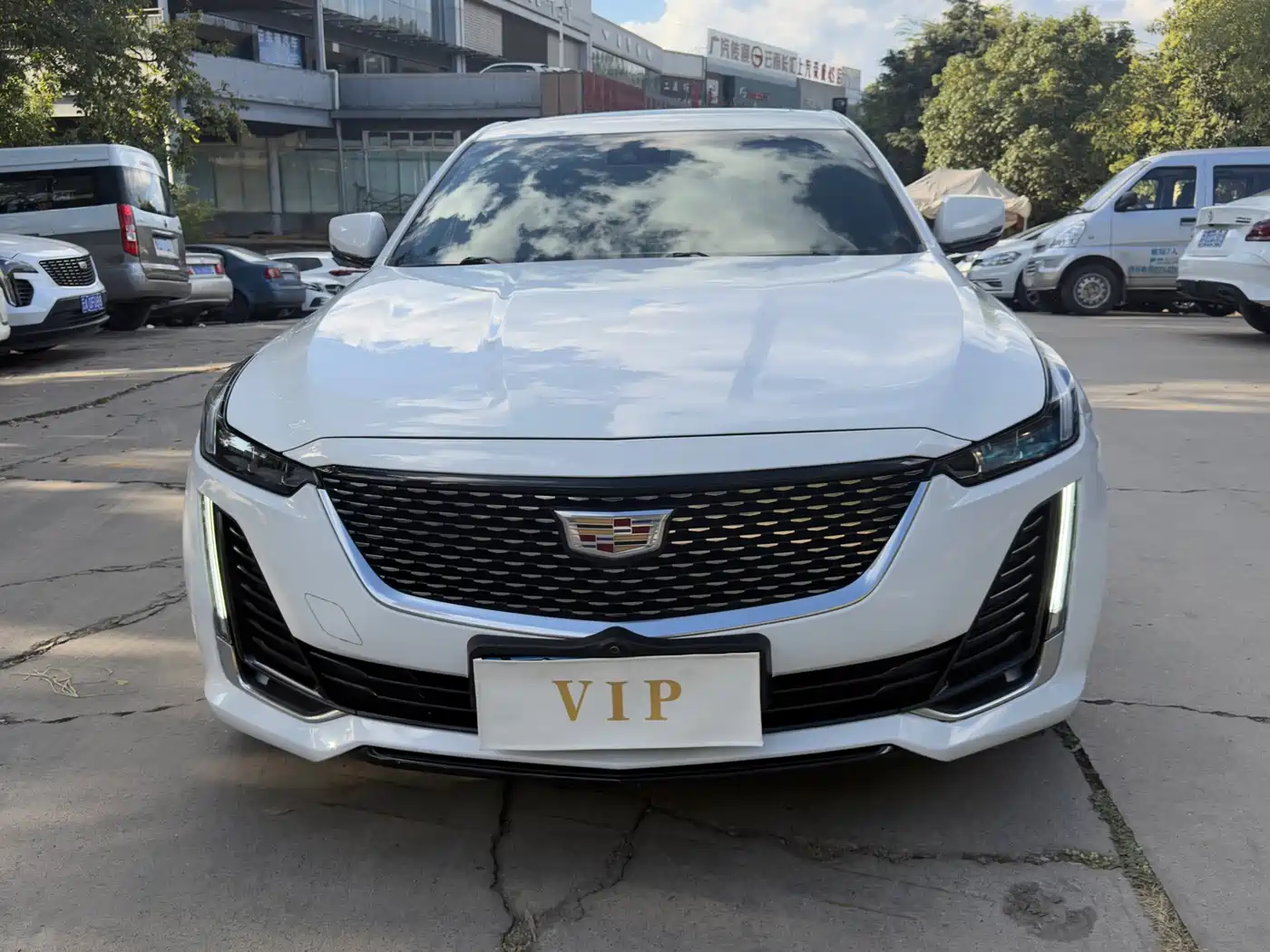 Фото 2 - Cadillac CT5