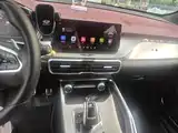 Фото 6 - Geely Coolray