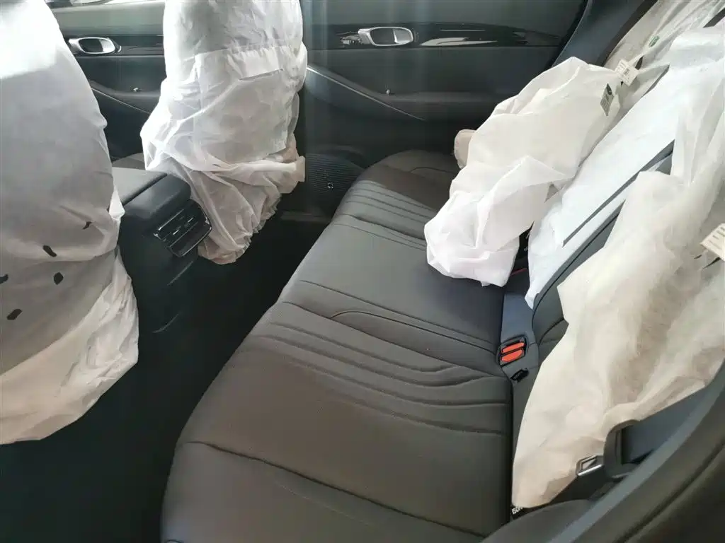 Geely Galaxy Galaxy E5 2026 530km Voyager Edition фото 17