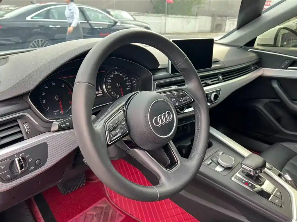 Audi A4L 2017 Plus 40 TFSI Fashion фото 5