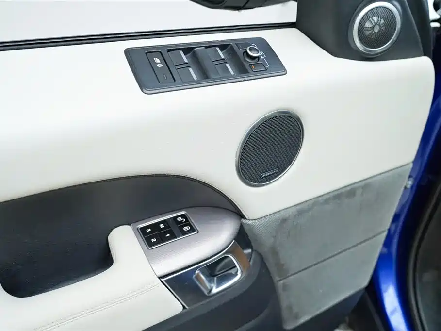 Land Rover Range Rover Sport 2014 3.0 SC V6 HSE фото 6