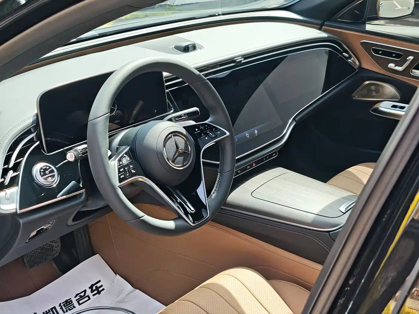 Mercedes-Benz E-Class фото 17