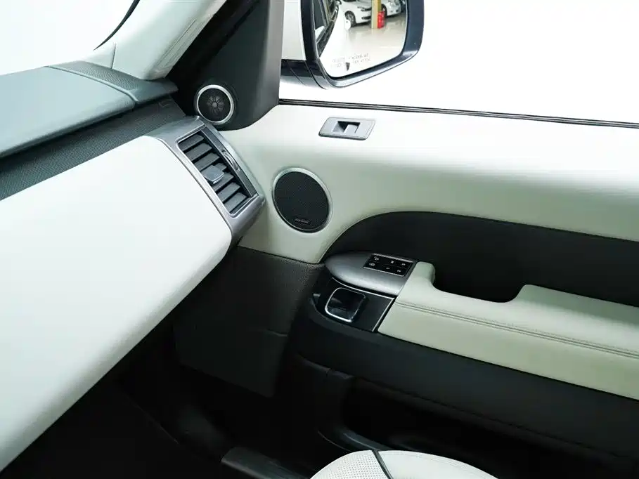 Land Rover Range Rover Sport 2014 3.0 SC V6 HSE фото 12