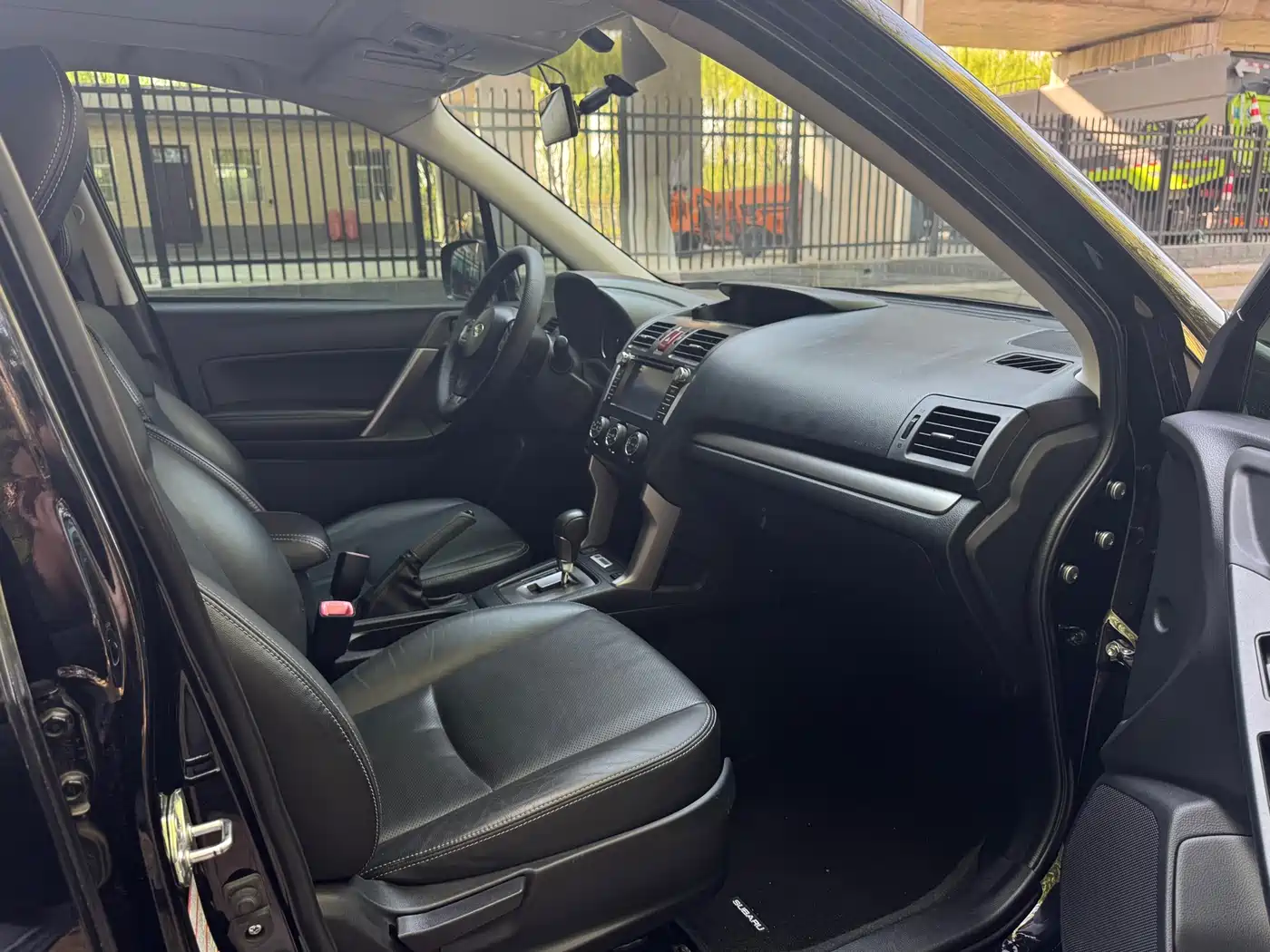Subaru Forester 2014 2.5i Automatic Elite Edition фото 17