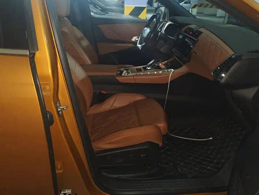 DS 7 2019 2018 45THP Rivoli Pioneer Edition