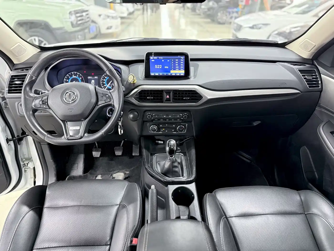 صورة 5 - Dongfeng Fengguang Fengguang S560