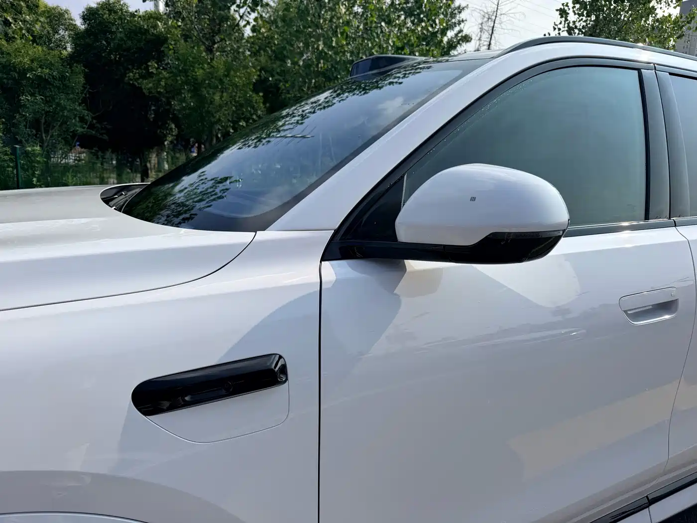 AITO Wenjie AITO M8 2026 2025 Extended Range Ultra 53.4kWh 6-Seater