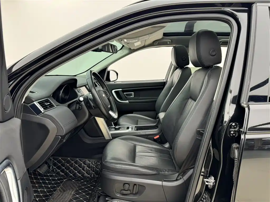 Land Rover Discovery Sport 2019 240PS SE Edition China VI фото 17
