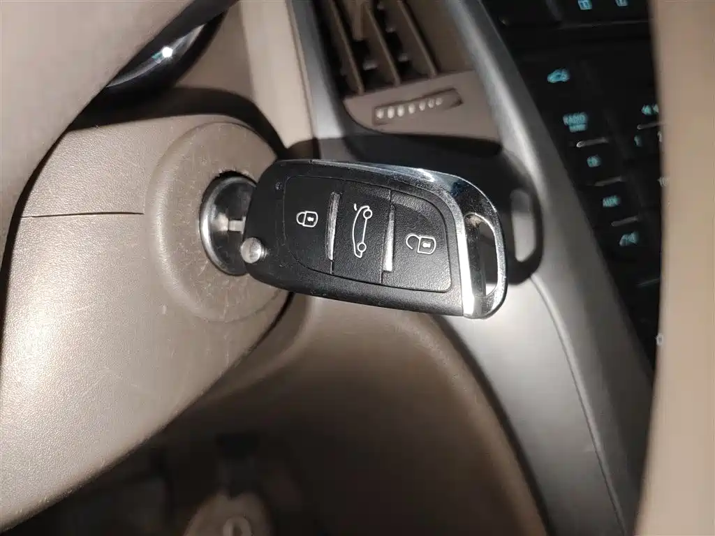 Buick Excelle 2013 GT 1.6L Automatic Fashion Edition фото 9