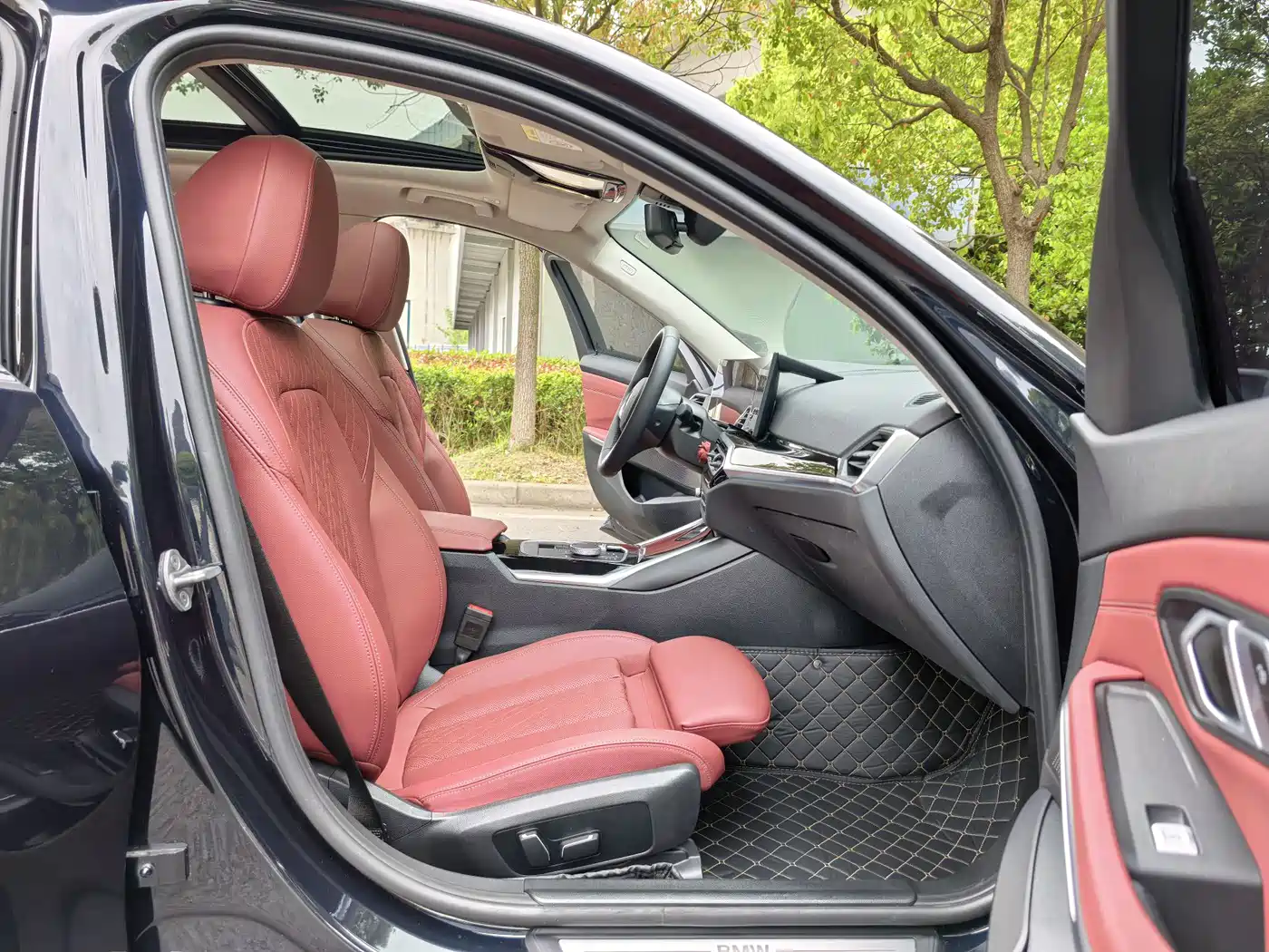 BMW i3 2024 eDrive 35 L фото 12