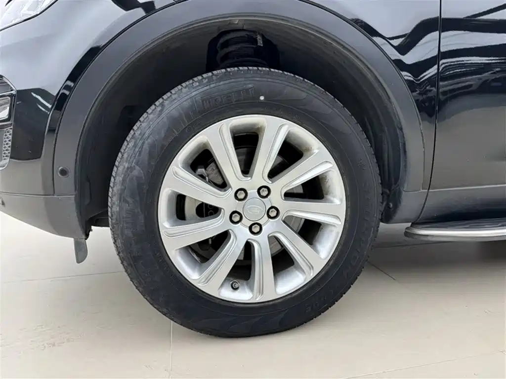 Land Rover Discovery Sport 2019 240PS SE Edition China VI фото 10