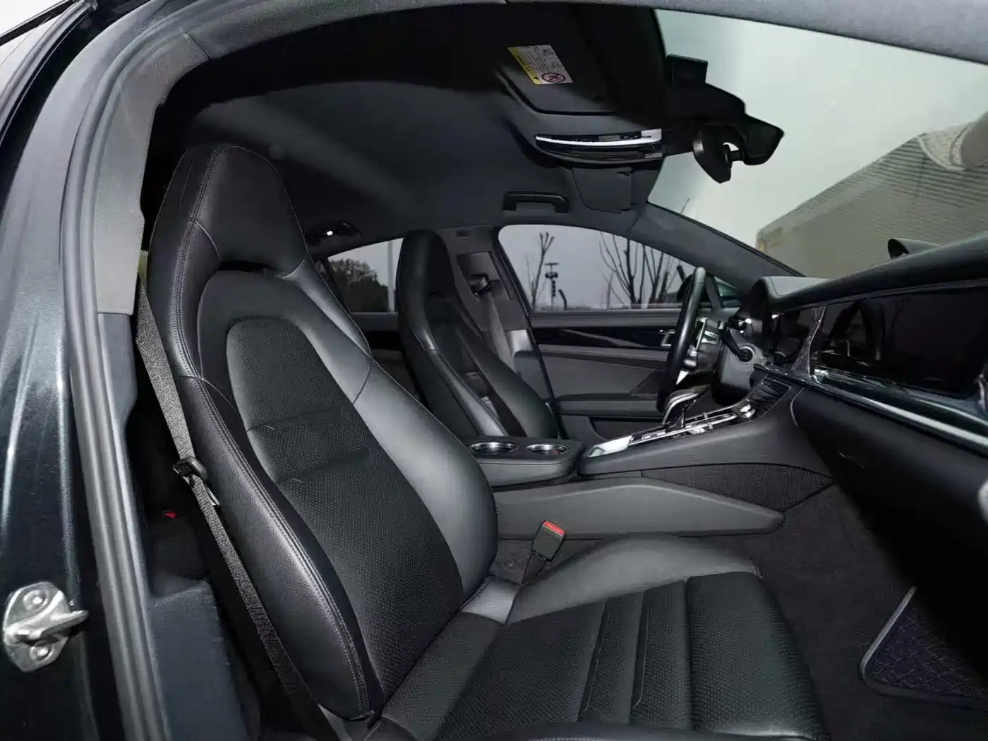 Porsche Panamera 2017 Panamera 3.0T фото 16