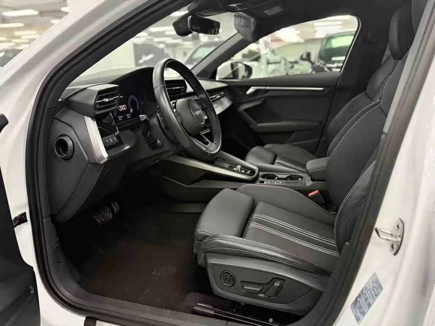 Audi A3 2023 Facelift A3L Limousine 35 TFSI Progressive Elegance фото 6
