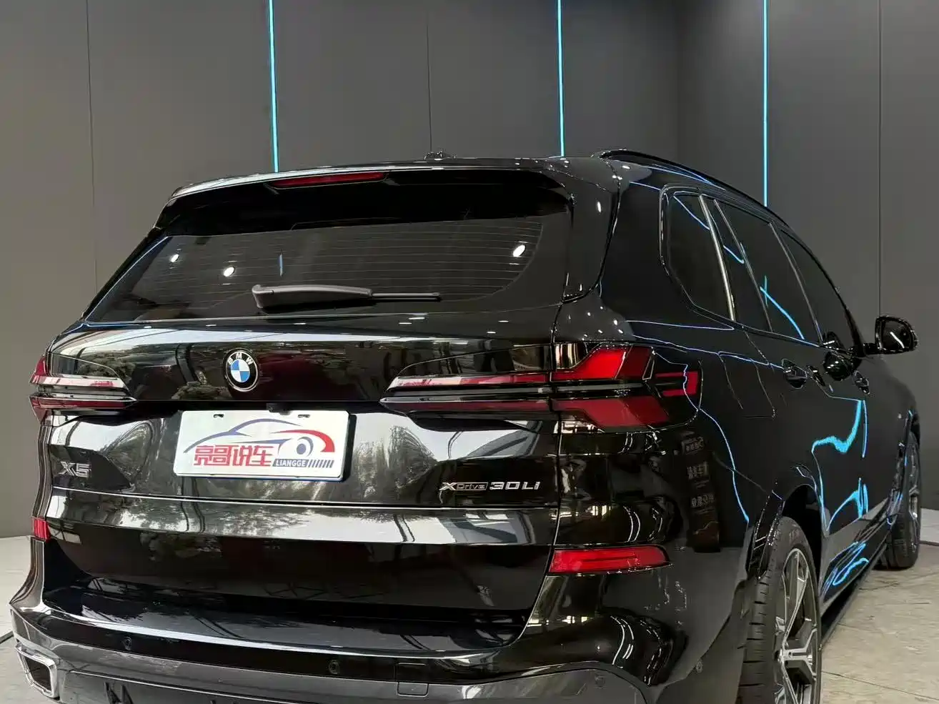 Фото 6 - BMW X5