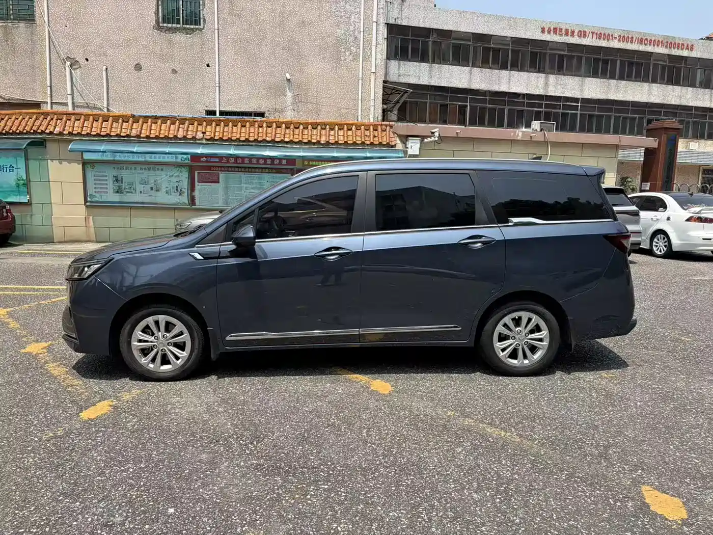 Wuling Motors Wuling Jiachen 2024 2022 1.5T CVT Exclusive Flagship Model