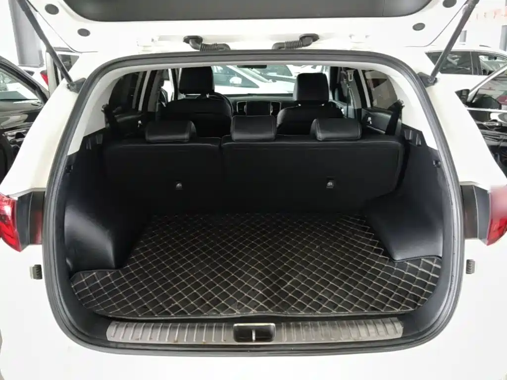 Kia KX5 2018 2017 1.6T Automatic 2WD 15th Anniversary Special DLX