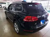 Фото 4 - Volkswagen Touareg