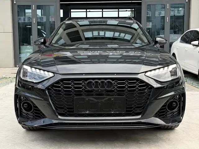 Audi Audi A4 (Import) 2021 allroad quattro Explorer