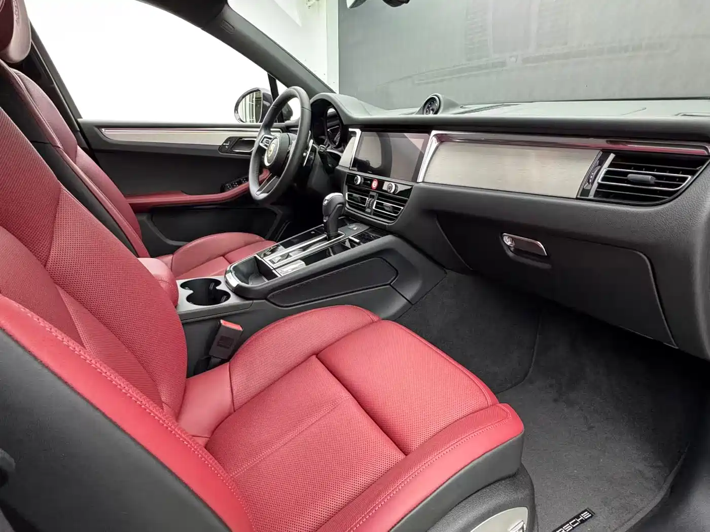 Porsche Macan 2025 Macan 2.0T Dream Chaser Edition фото 8