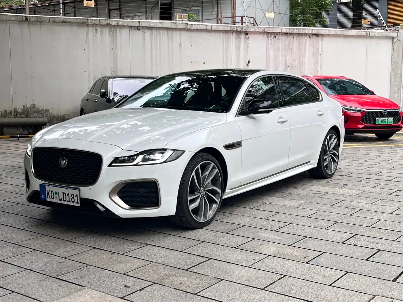 Jaguar XFL 2024 2024 2.0T P300 AWD Flagship Sport Gilded Edition