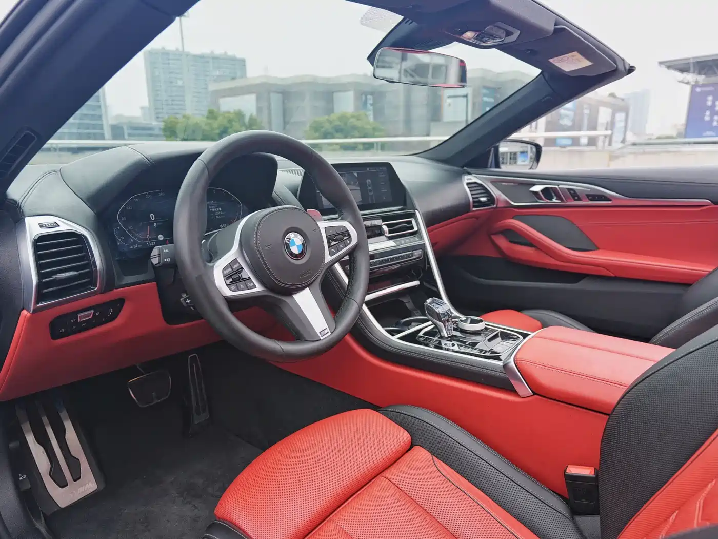 Фото 12 - BMW 8 Series