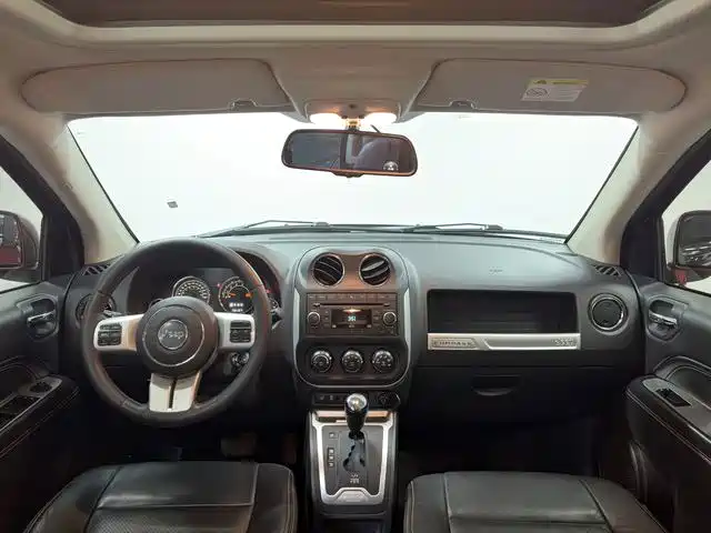 Фото 9 - Jeep Compass (Import)