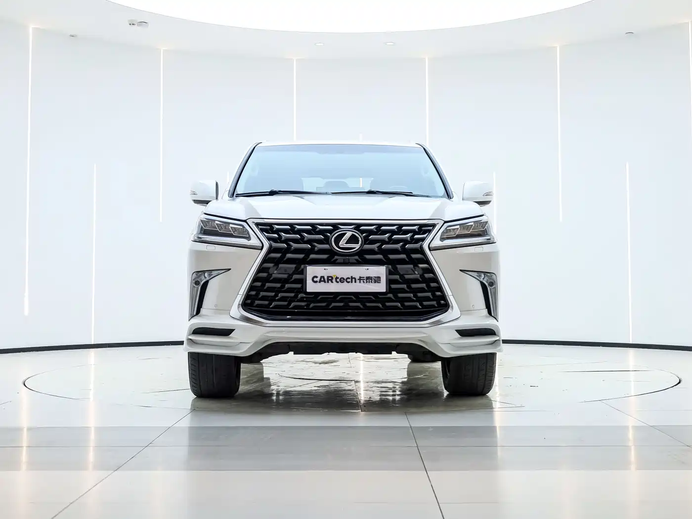 Lexus LX 2016 570 Dynamic Luxury Edition фото 8