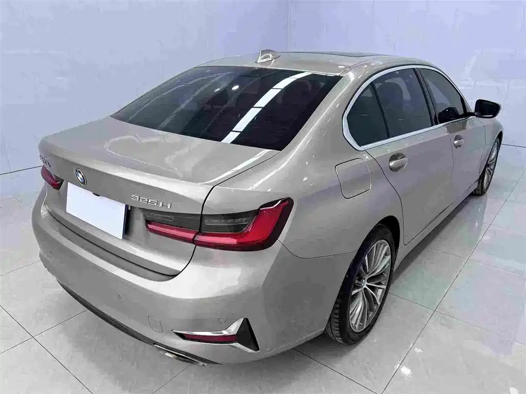 BMW 3 Series 2020 325Li Launch Edition фото 5