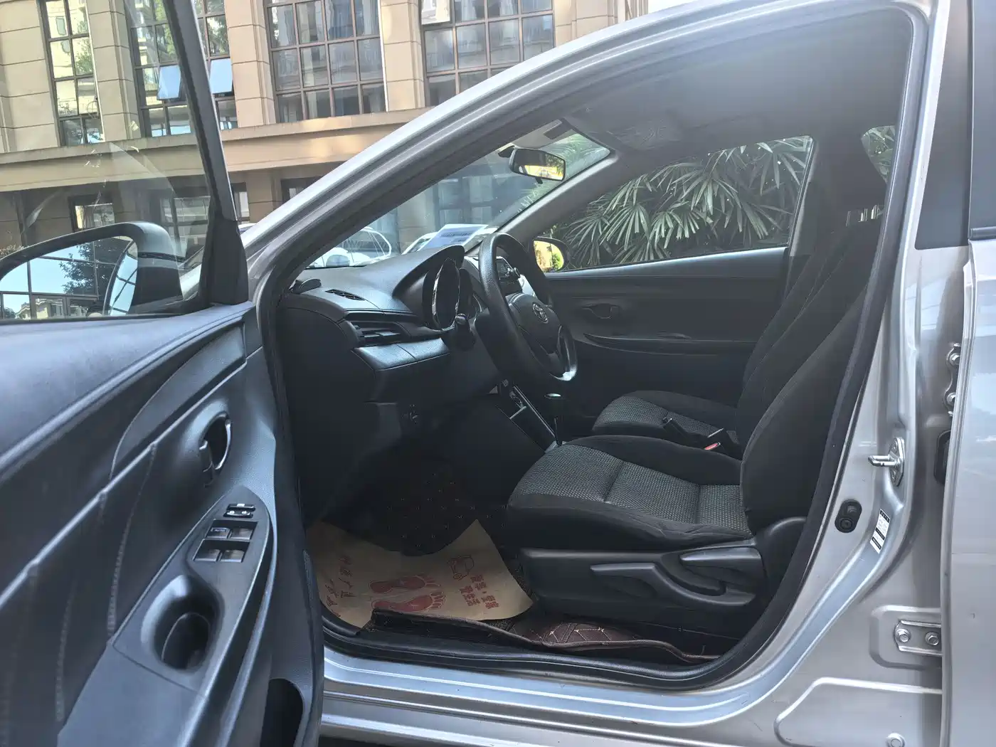 Toyota Vios 2017 1.5L CVT Pioneer фото 5