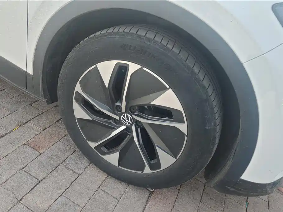 VOLKSWAGEN ID.4 CROZZ