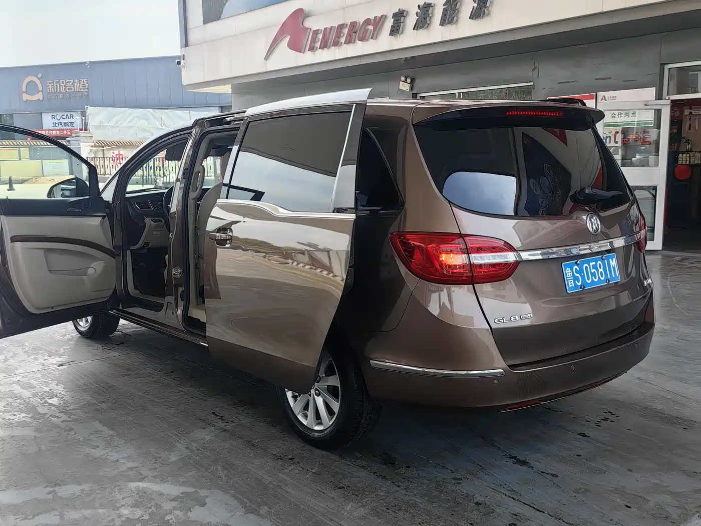 Buick GL8 2018 28T Comfort China VI фото 4