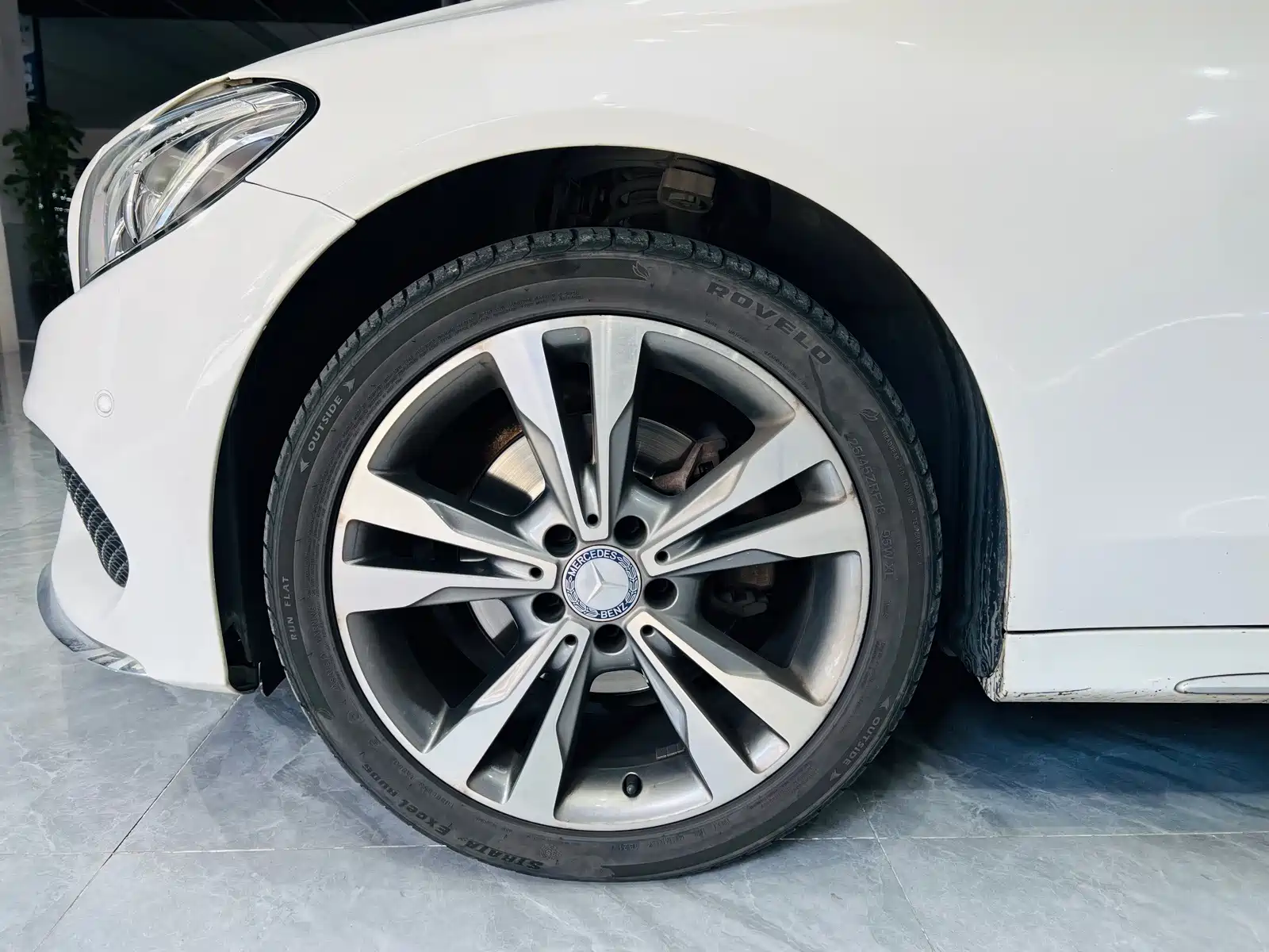 Фото 11 - Mercedes-Benz C-Class