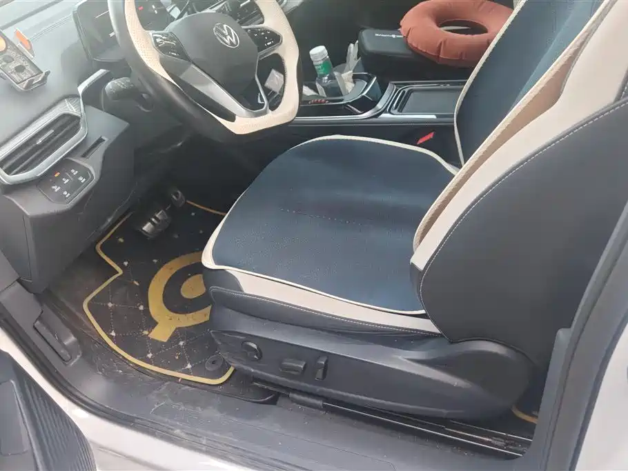 VOLKSWAGEN ID.4 CROZZ