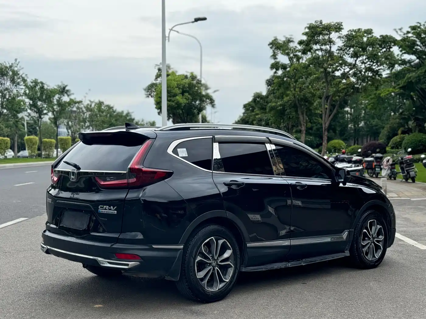 Фото 15 - Honda CR-V