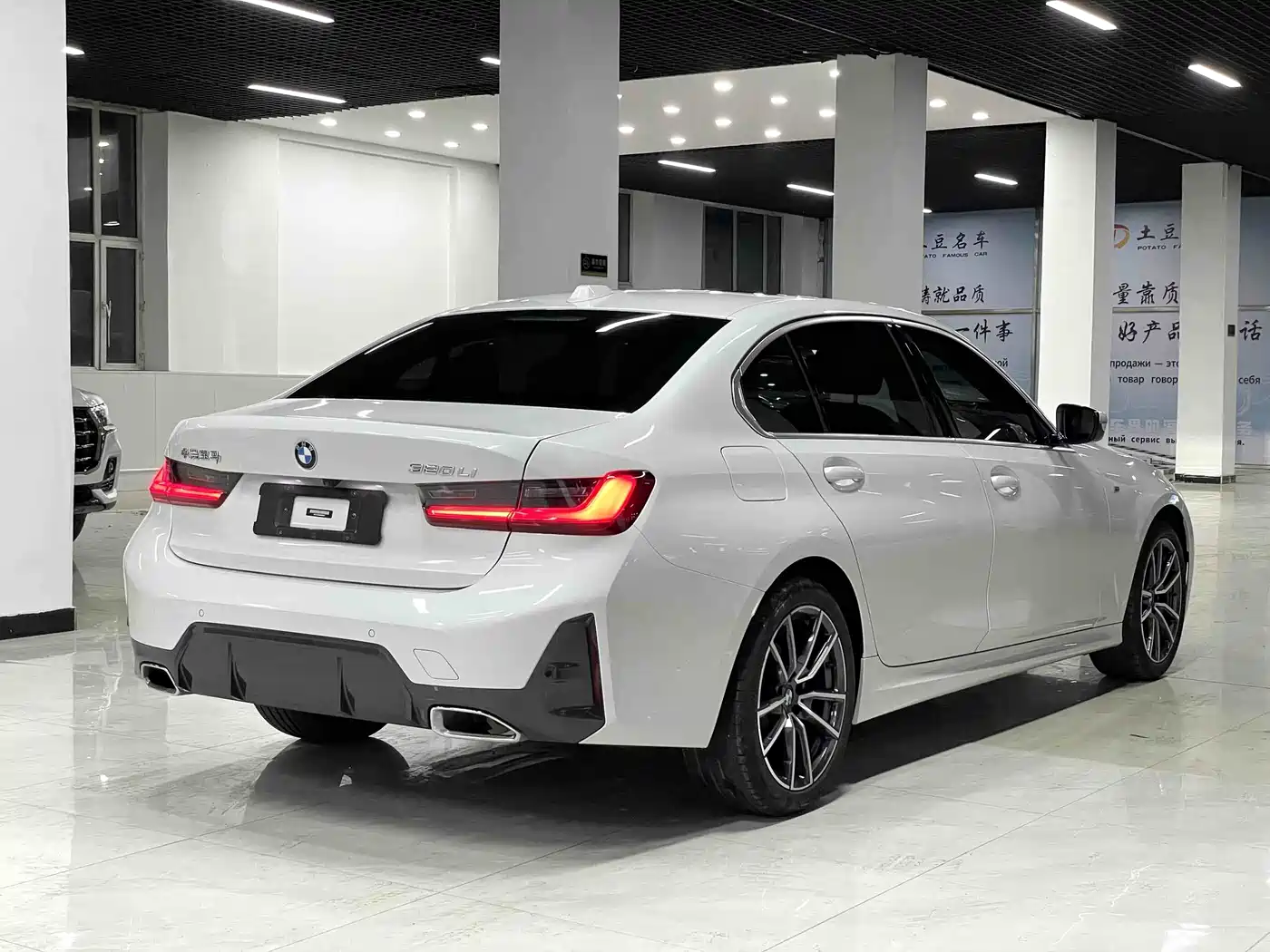 BMW 3 Series 2023 320Li M Sport Package фото 6
