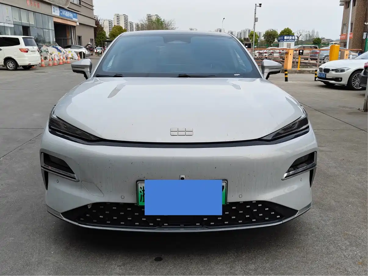 GEELY GALAXY GALAXY SPARKLE 8