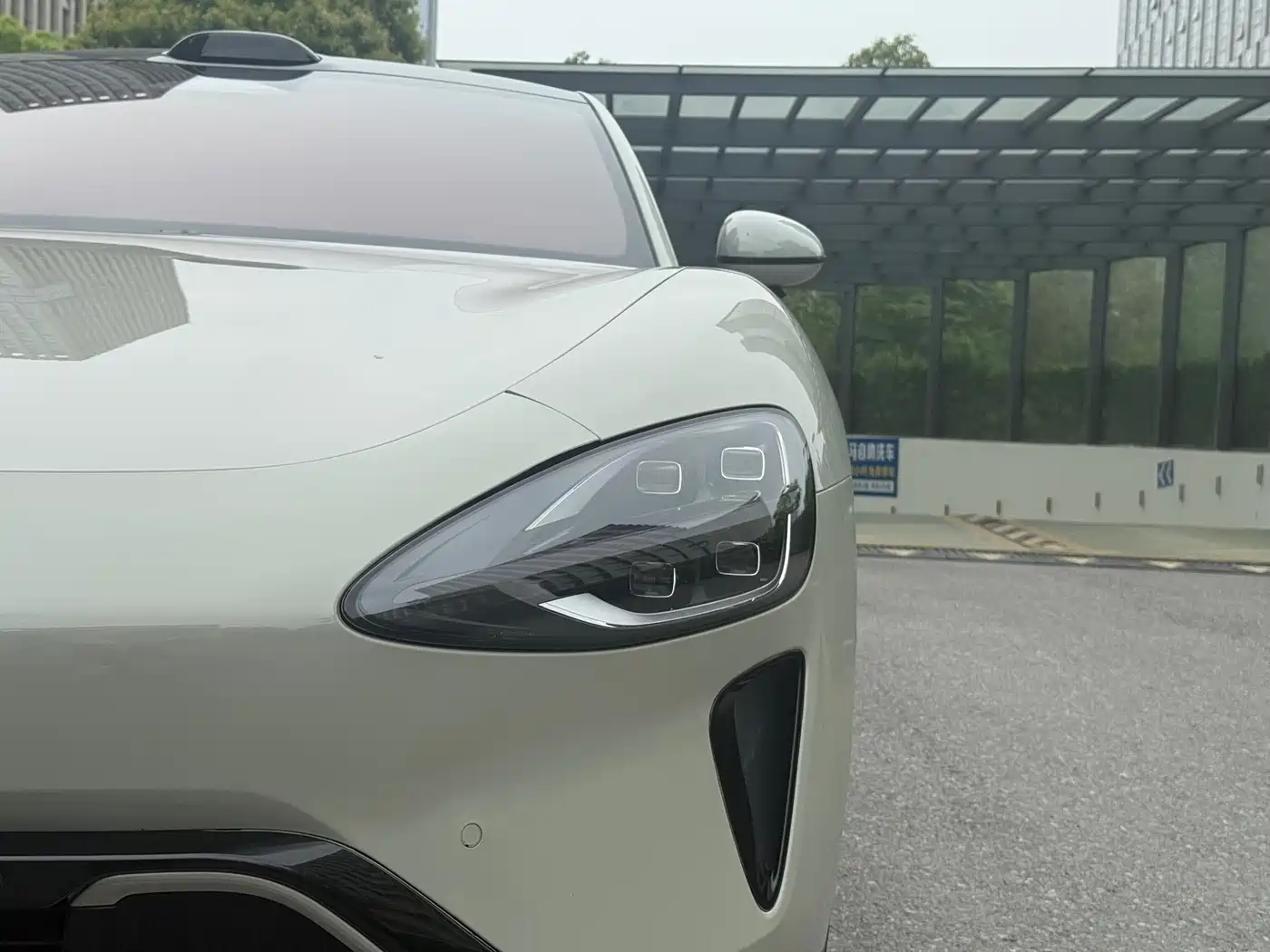 Xiaomi Auto Xiaomi SU7 2024 AWD Extended Range Advanced Smart Driving Max Edition фото 24