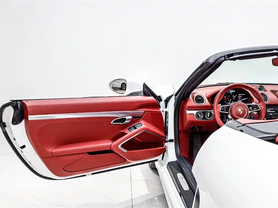 Porsche 718 2022 Boxster 2.0T фото 7