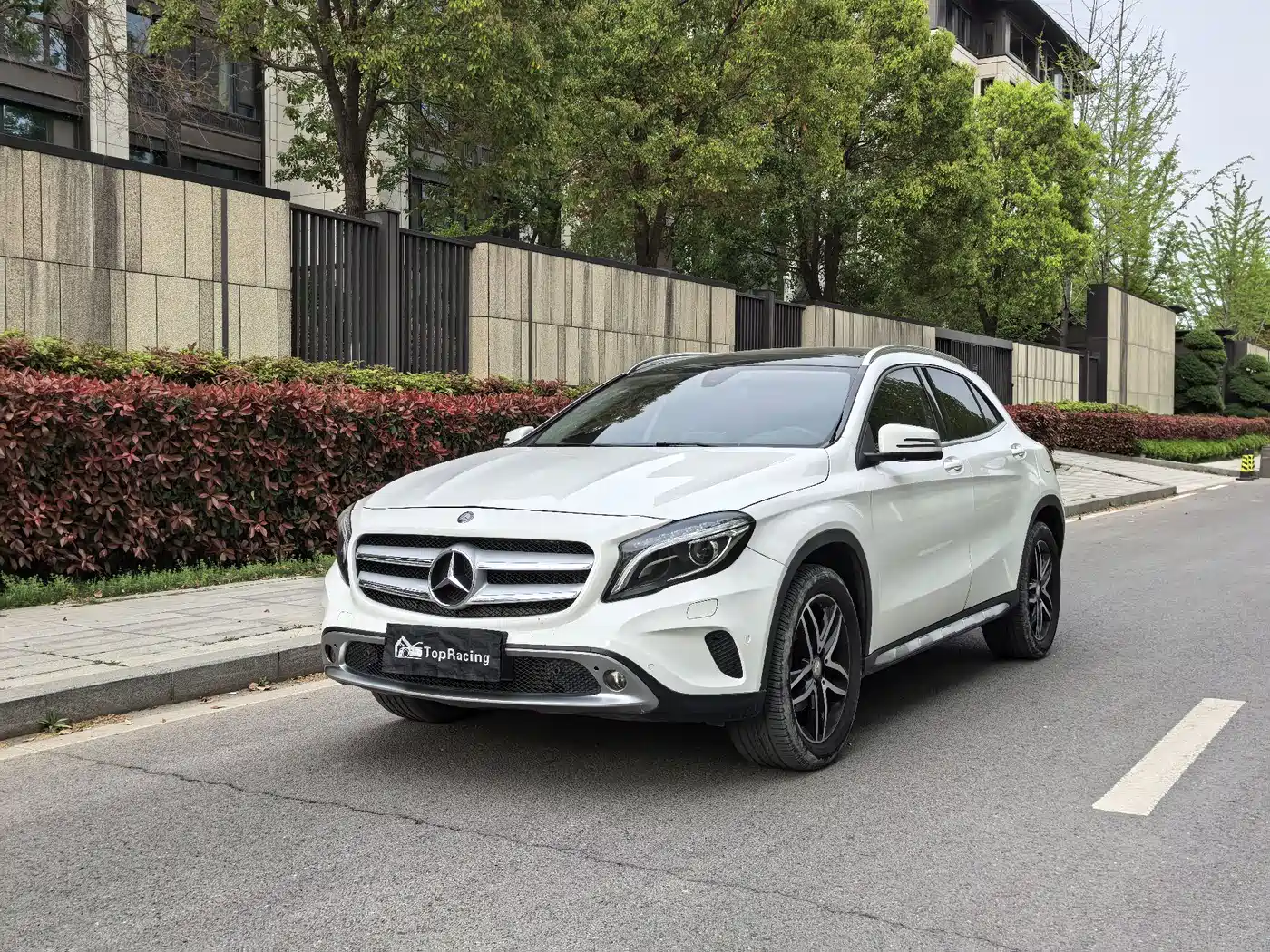 Mercedes-Benz GLA 2016 GLA 200 Fashion