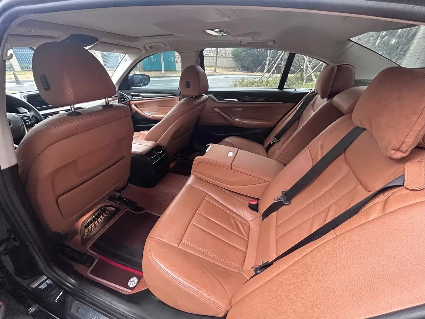 BMW 5 Series 2018 528Li Launch Special Edition фото 13