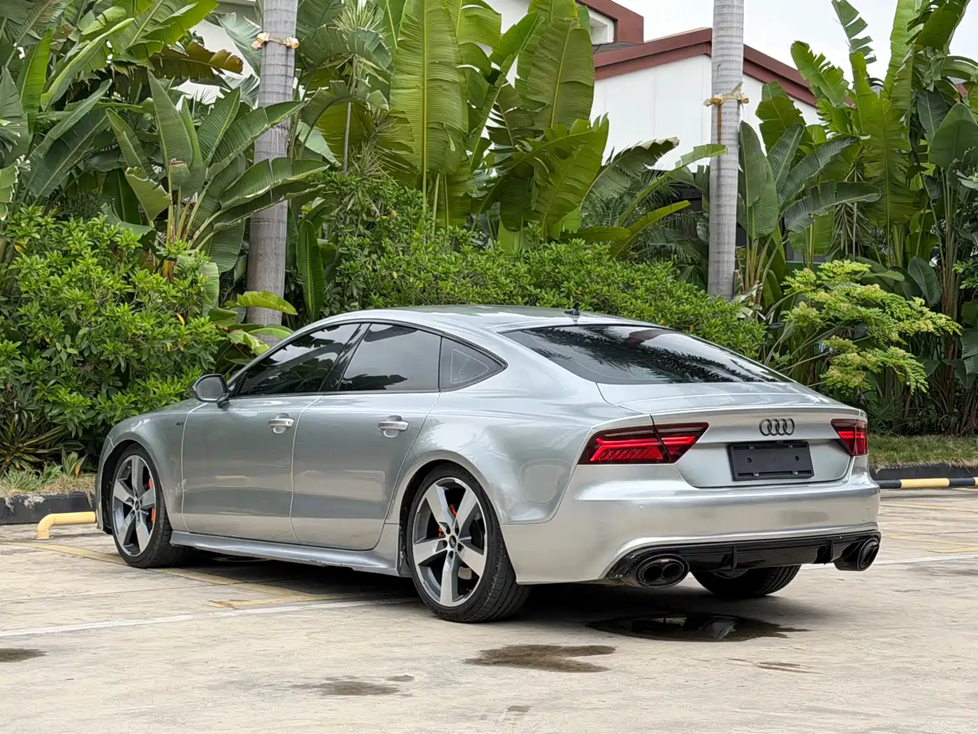 Audi A7 2012 3.0TFSI quattro Luxury Model фото 20