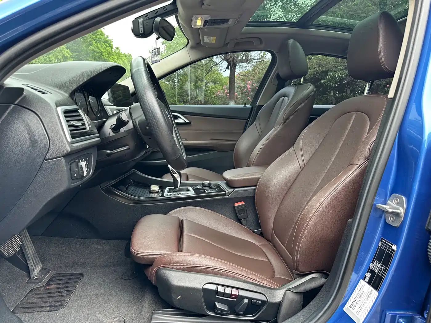 BMW 1 Series 2020 Model 120i M Sport Package фото 21