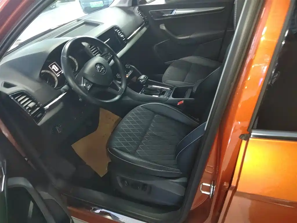 Škoda Karoq 2018 TSI280 Flagship Edition China V фото 15