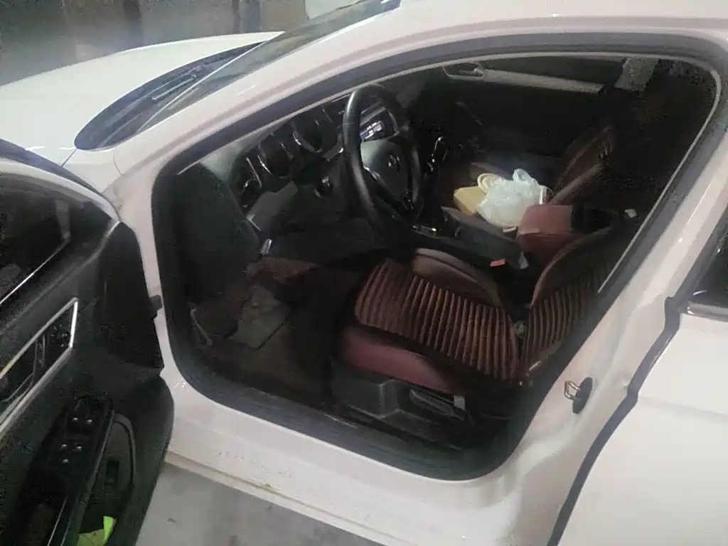 Photo 8 - Volkswagen Lamando