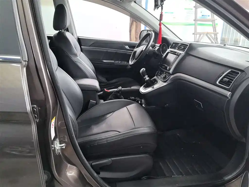 Haval M6 2018 1.5T Manual 2WD Elite фото 25