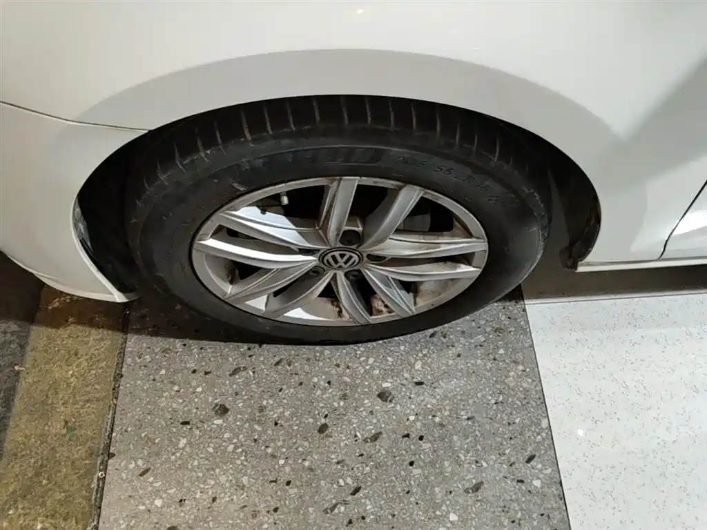 Volkswagen Golf 2018 230TSI Automatic Comfort фото 25