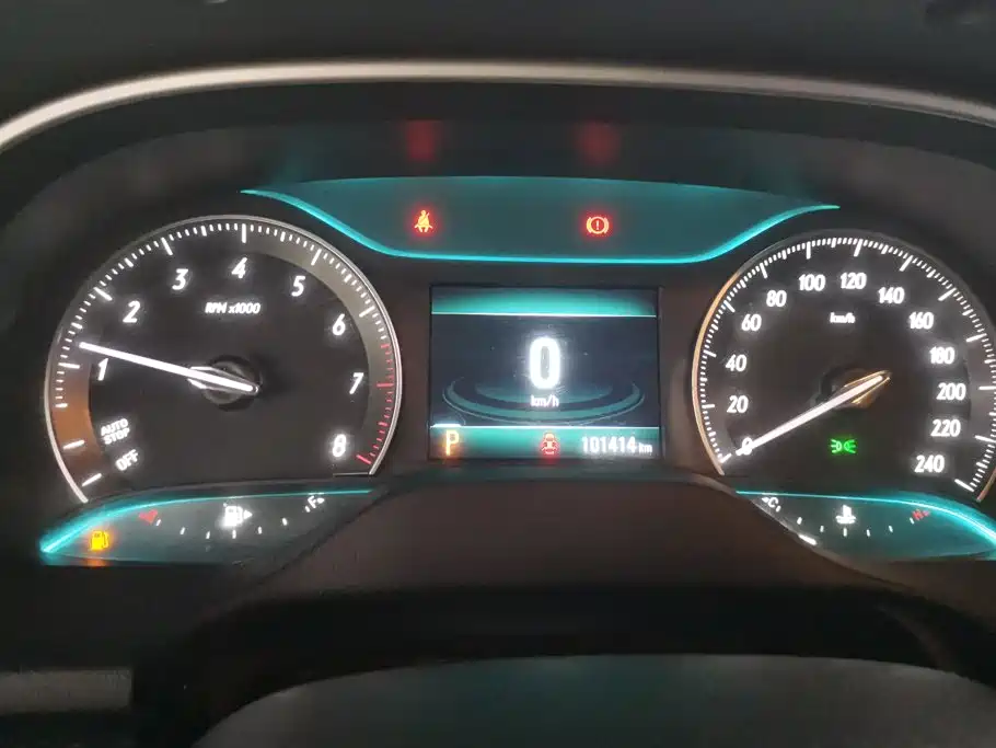 Фото 14 - Buick Excelle