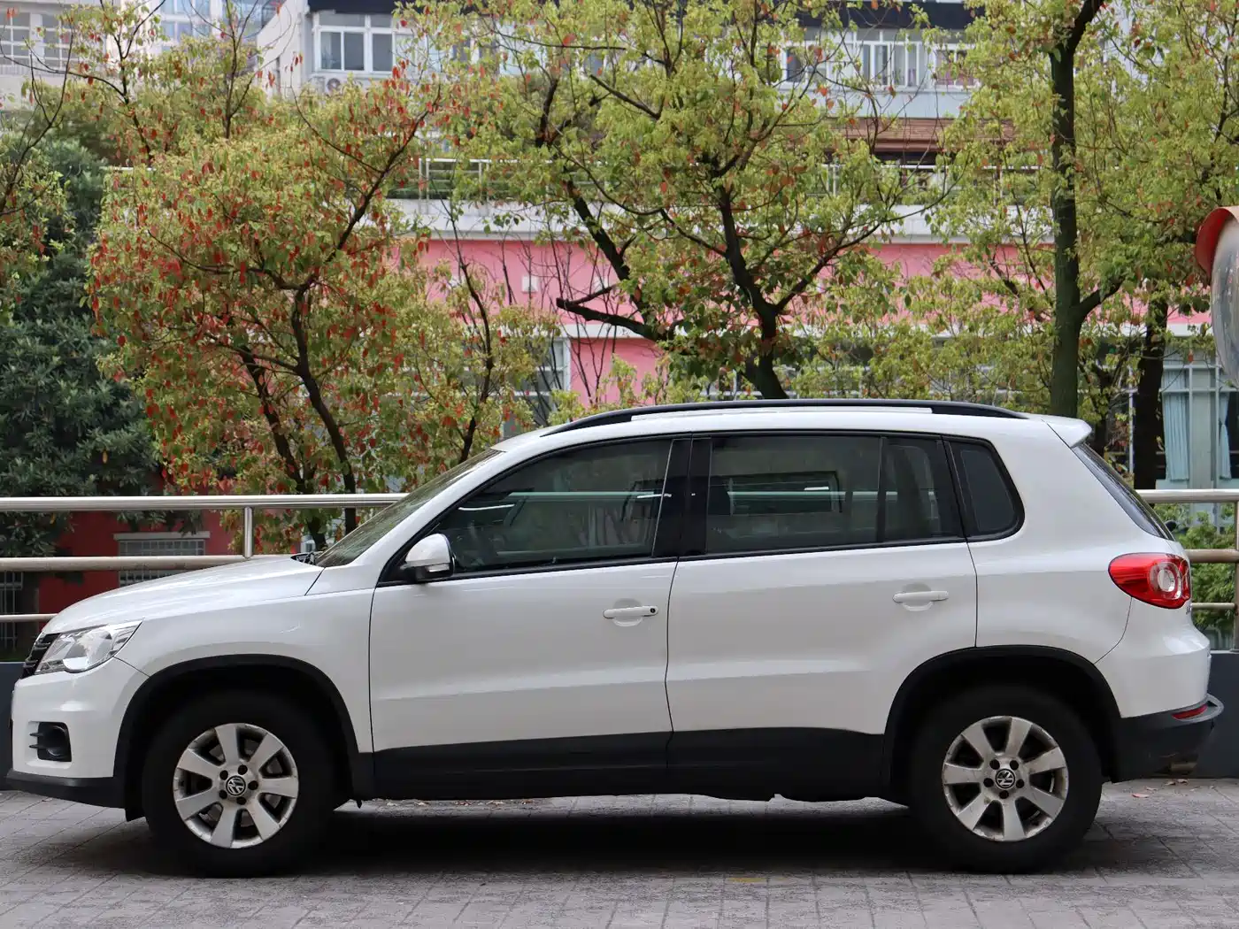 Volkswagen Tiguan 2012 1.8TSI Automatic 2WD Trend Edition фото 4
